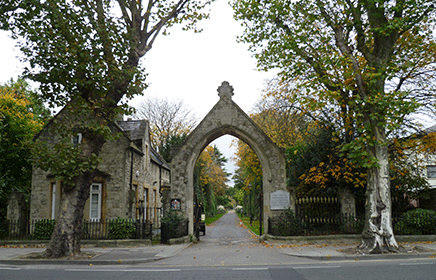 Hanwell Cemetery (formerly
                                      Kensington Cemetery)
